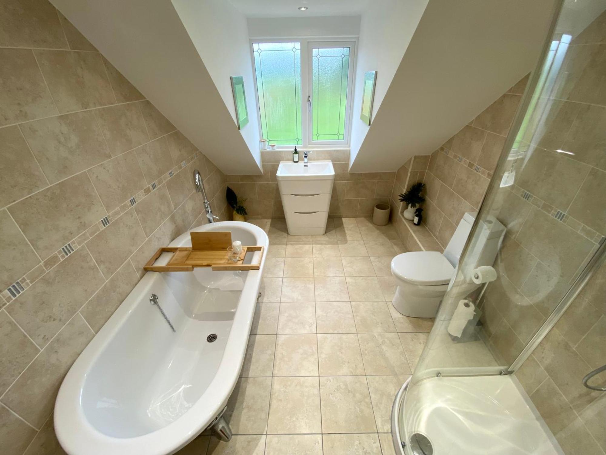 Countryside Family Home ケインシャム エクステリア 写真