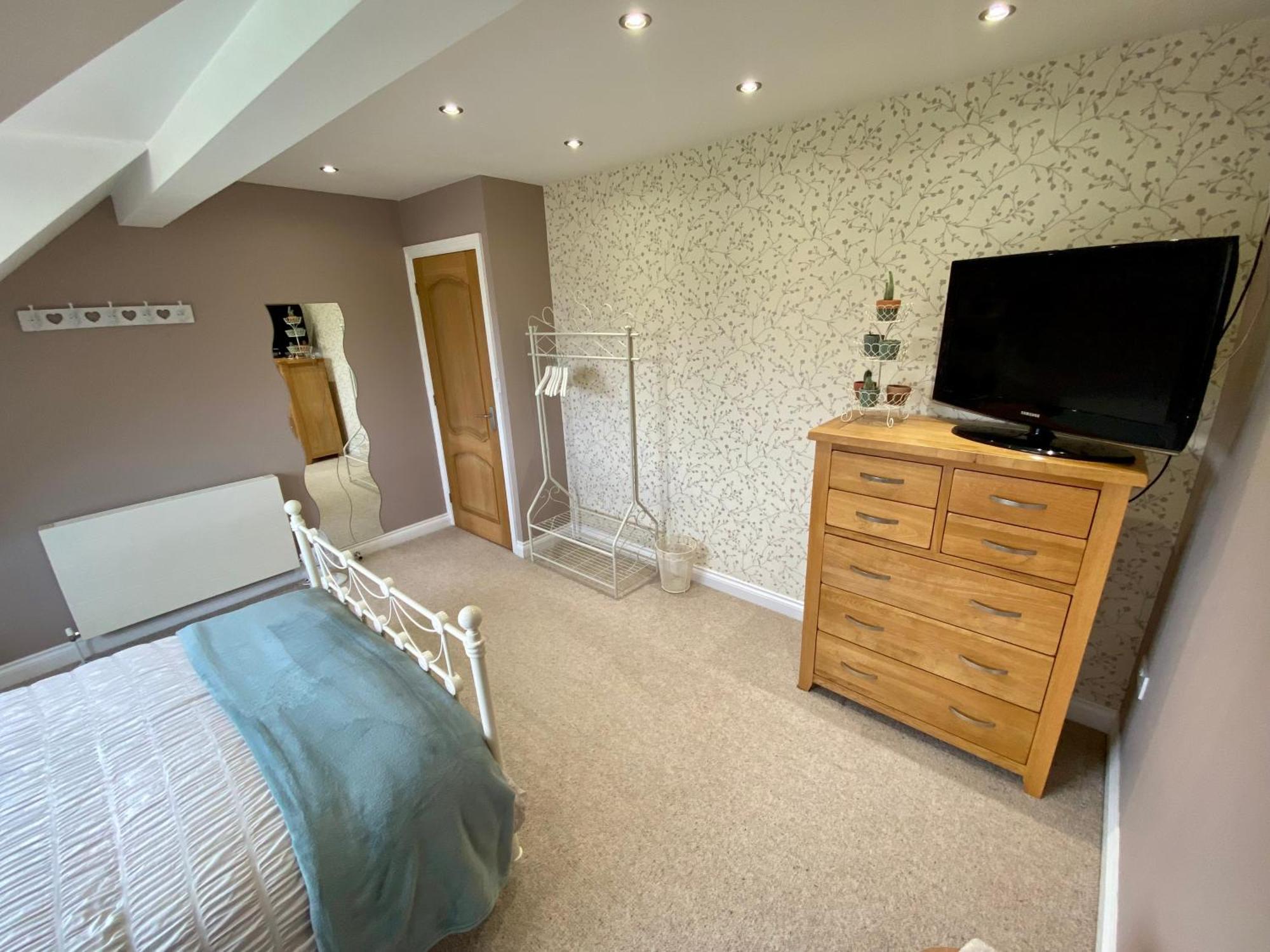 Countryside Family Home ケインシャム エクステリア 写真
