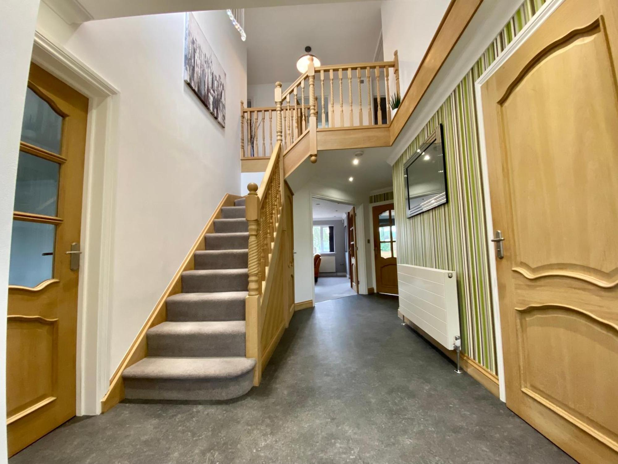 Countryside Family Home ケインシャム エクステリア 写真